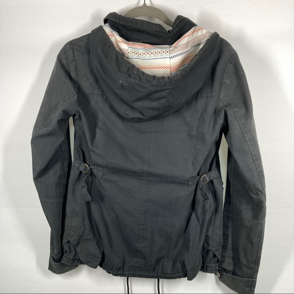 Drawstring utility jacket - Picture 2 of 3